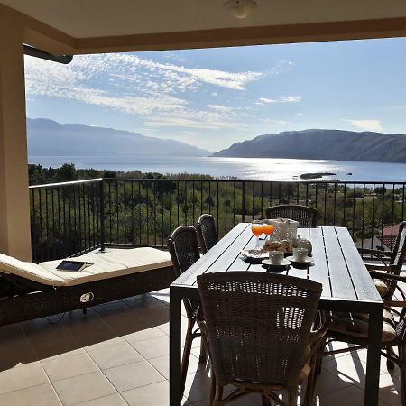Haus Mit Meerblick Лопар Екстер'єр фото