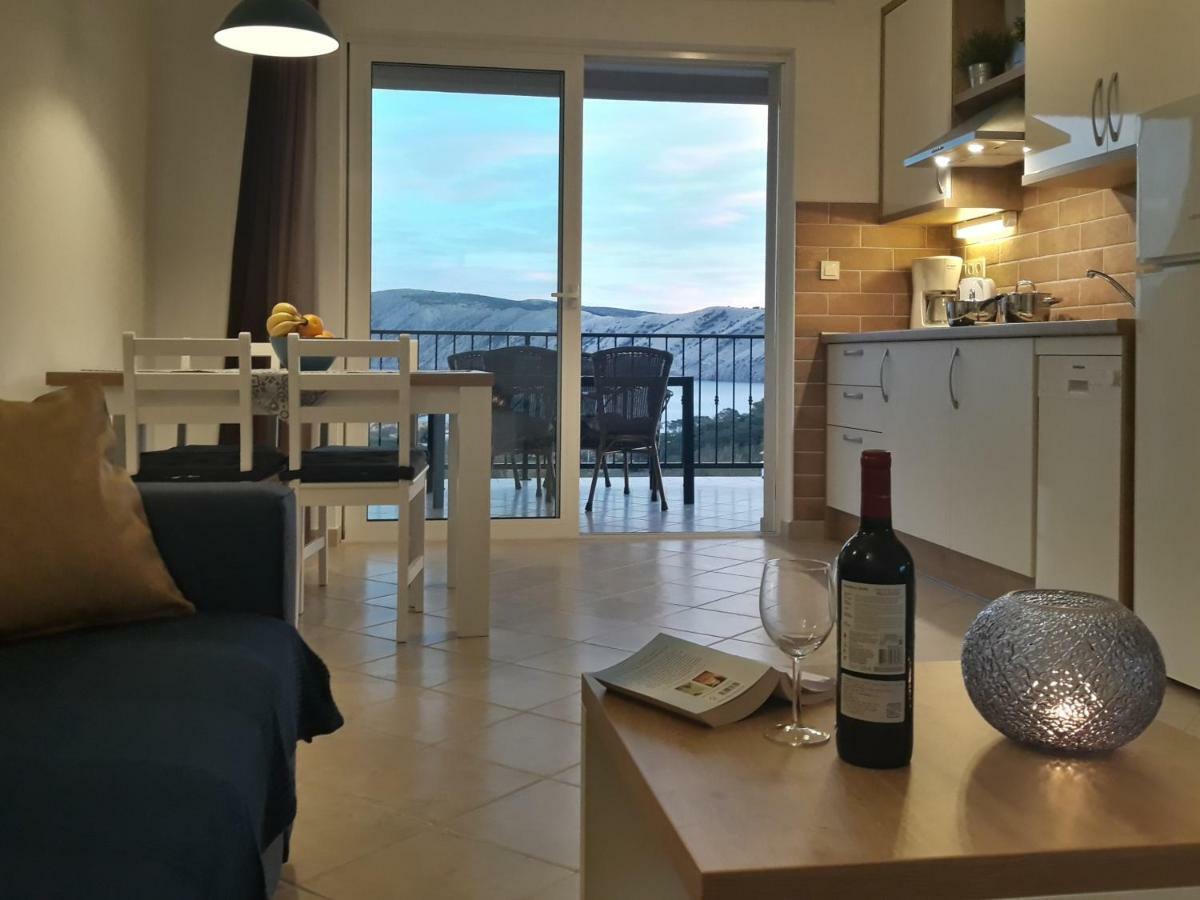 Haus Mit Meerblick Лопар Екстер'єр фото